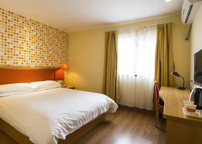 Home Inn Plus Beijing Chaoyangmen Beixiaojie
